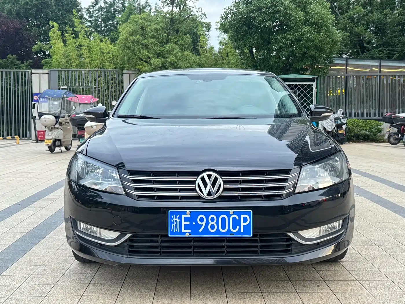Volkswagen Passat 2013 1.8TSI DSG Yuzun фото 2