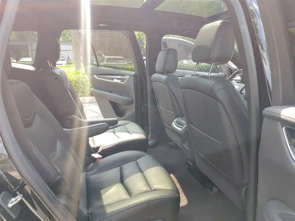 Cadillac XT6 2021 28T 6-Seater Style фото 11