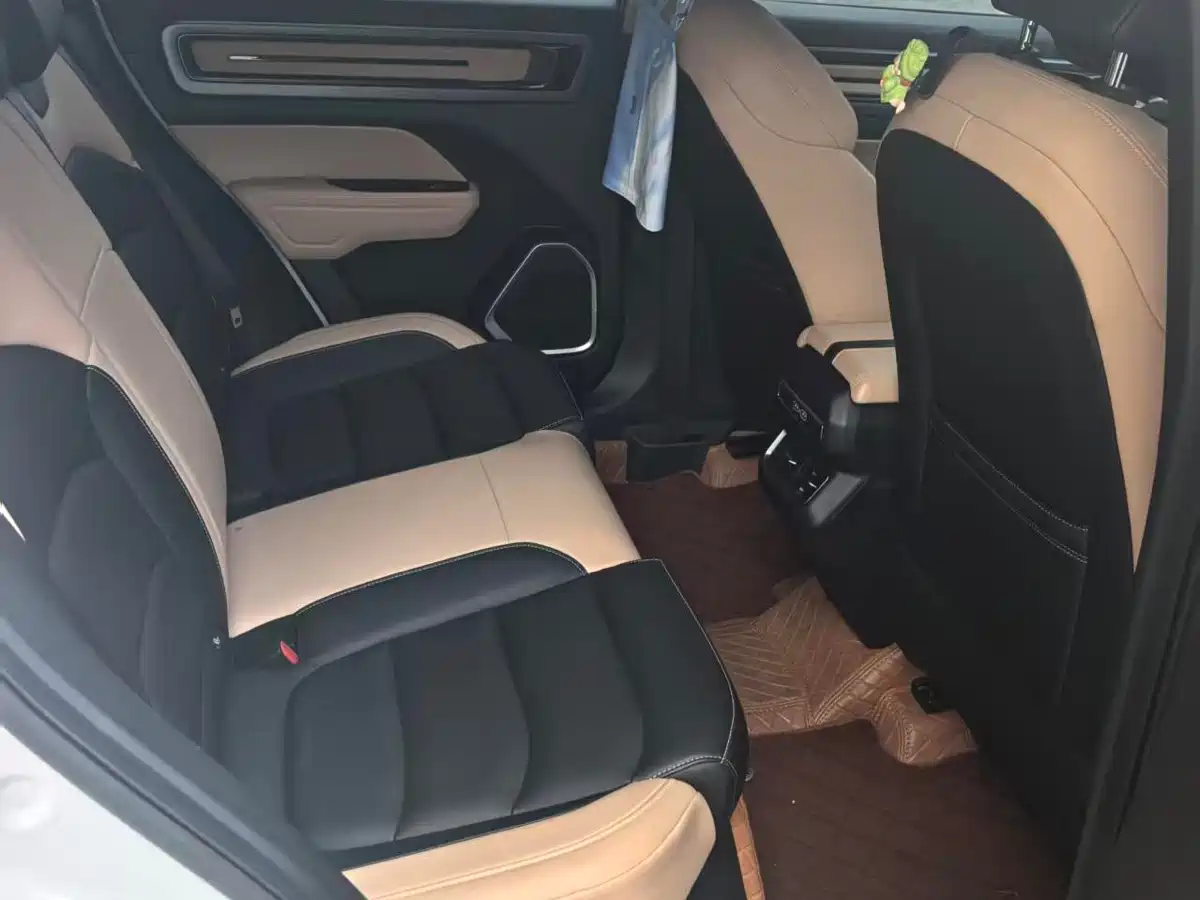Geely ICON 2024 2023 Model 1.5TD Chocolate Deluxe Edition