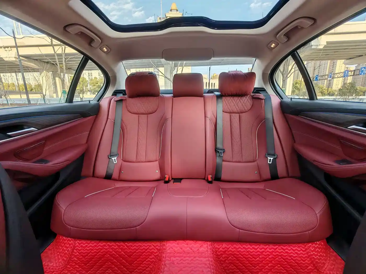 BMW 5 SERIES NEW ENERGY