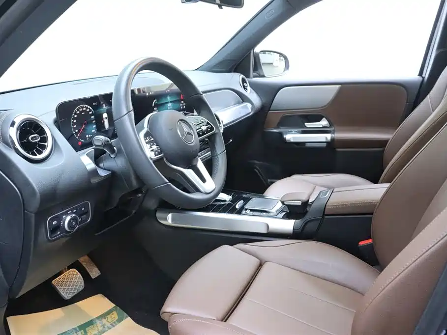 Mercedes-Benz GLB 2022 Model GLB 200 Dynamic Edition фото 13