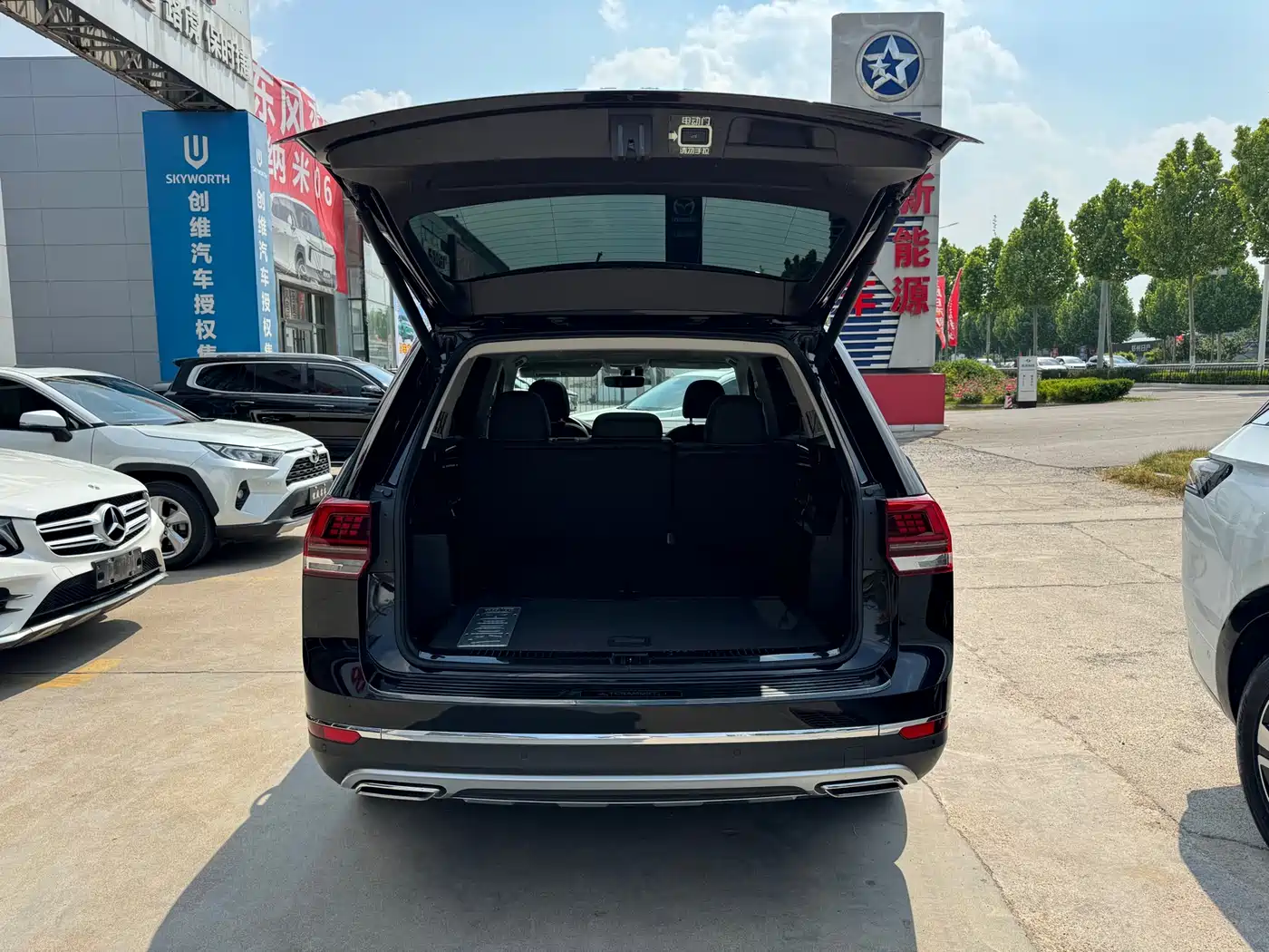 Volkswagen Teramont 2019 380TSI 4WD Luxury Edition China VI фото 13