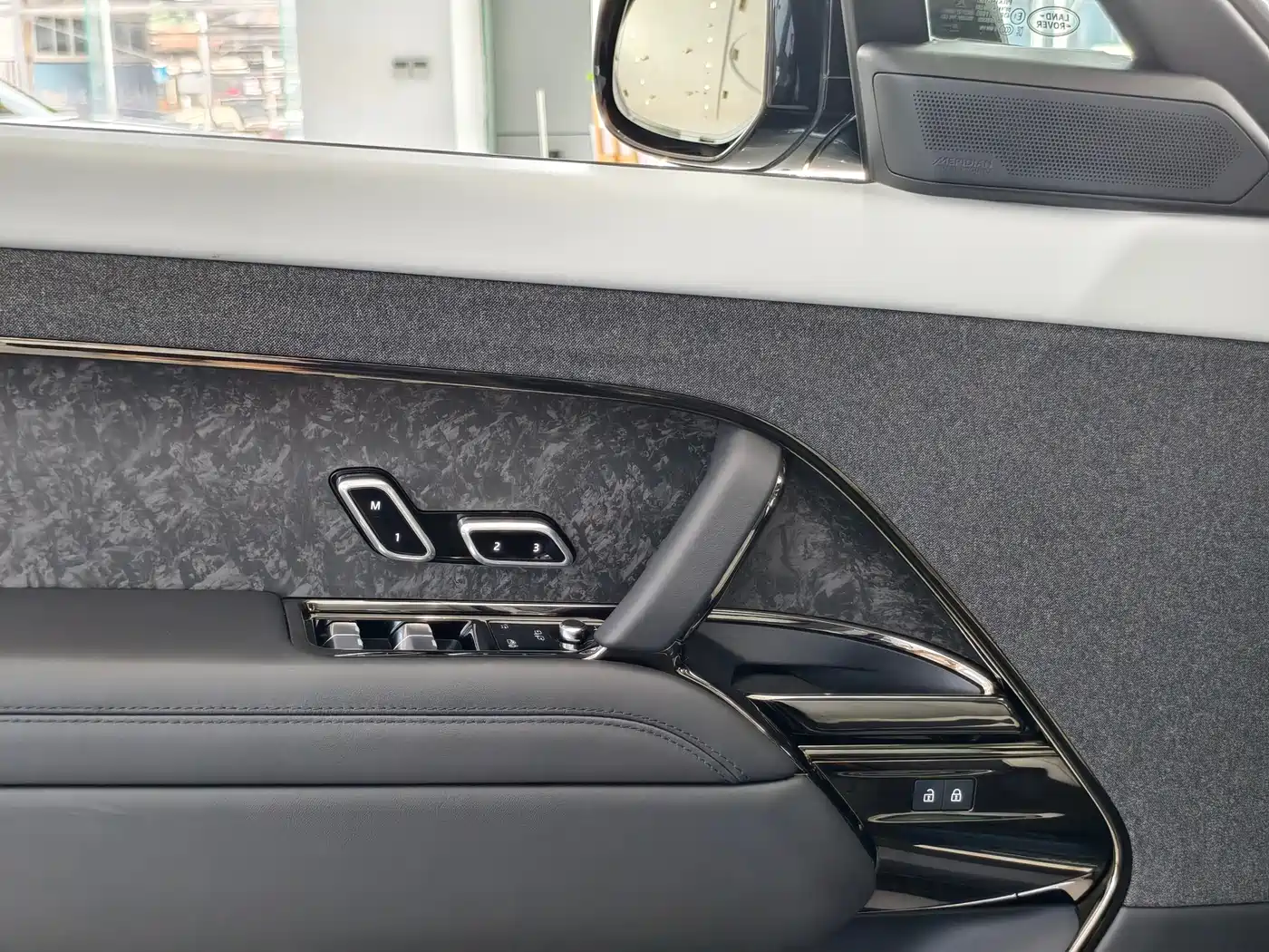 Land Rover Range Rover Sport 2023 400PS Launch Edition фото 15