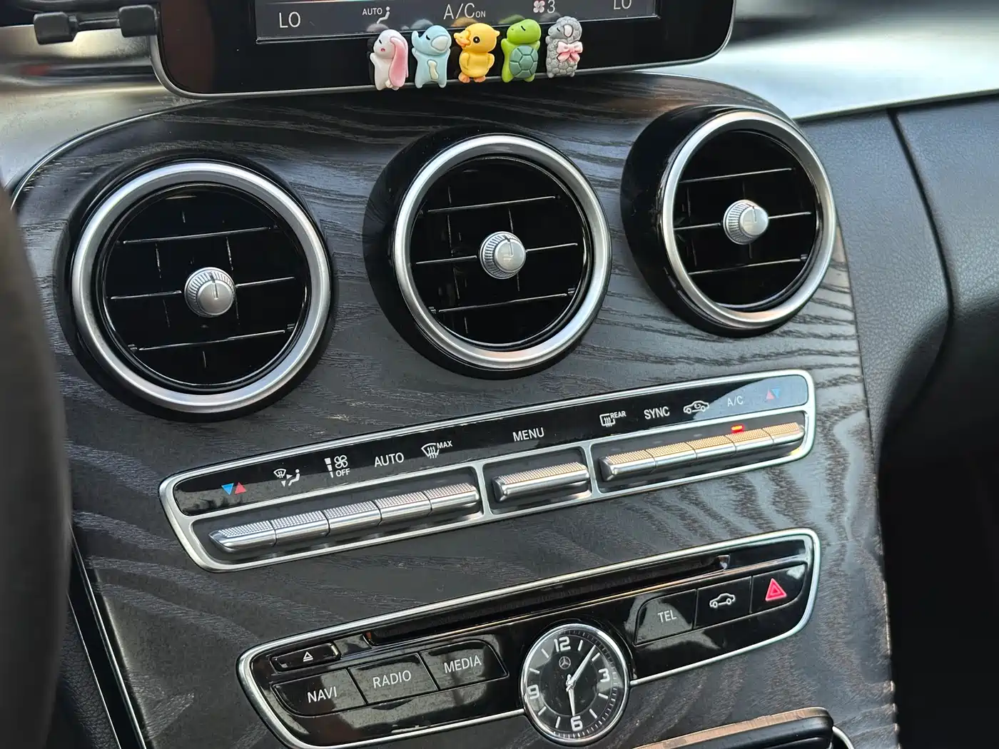 Mercedes-Benz C-Class 2015 Facelift C 200 L Sport фото 15