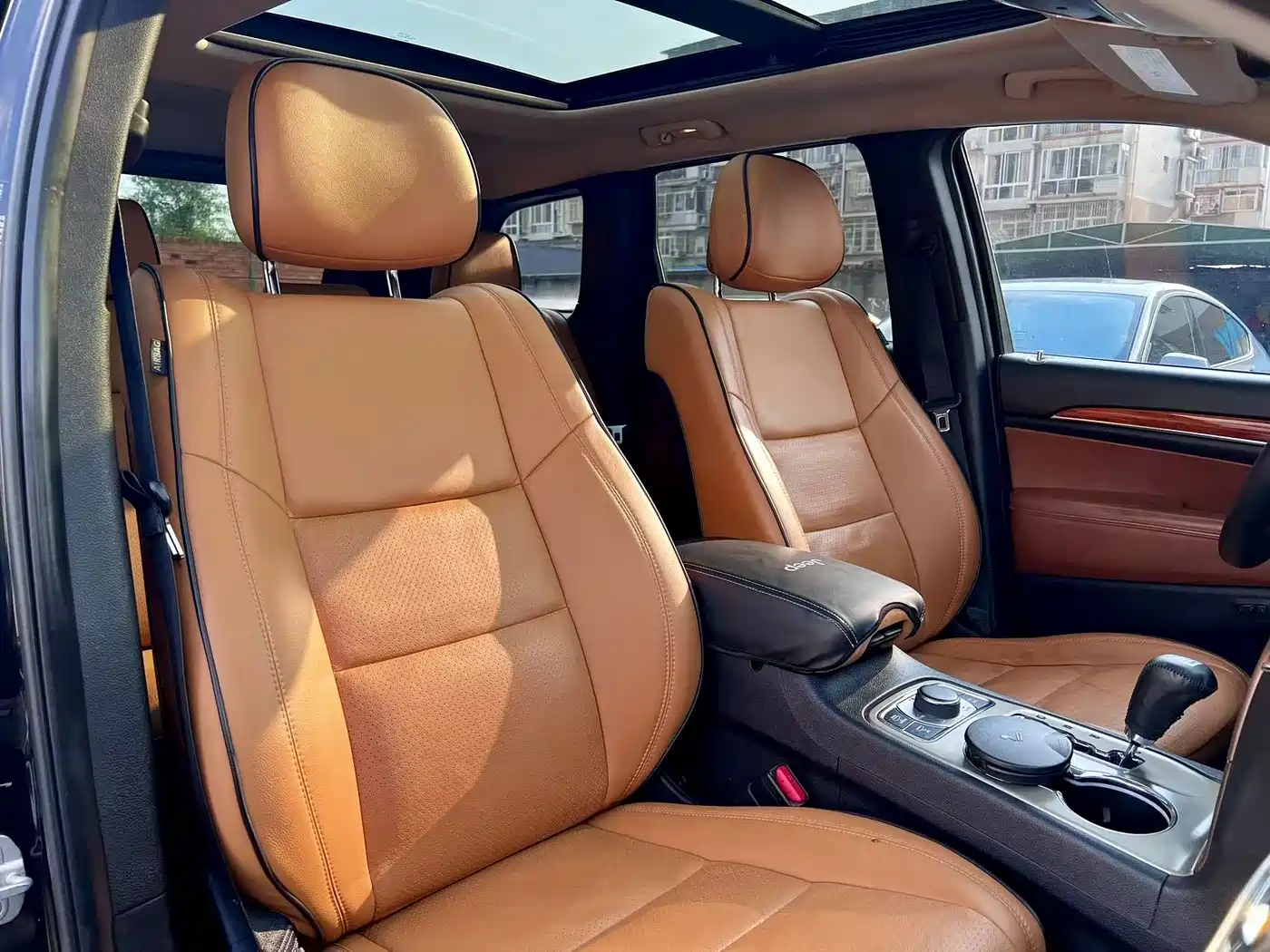 Фото 17 - Jeep Grand Cherokee (Import)