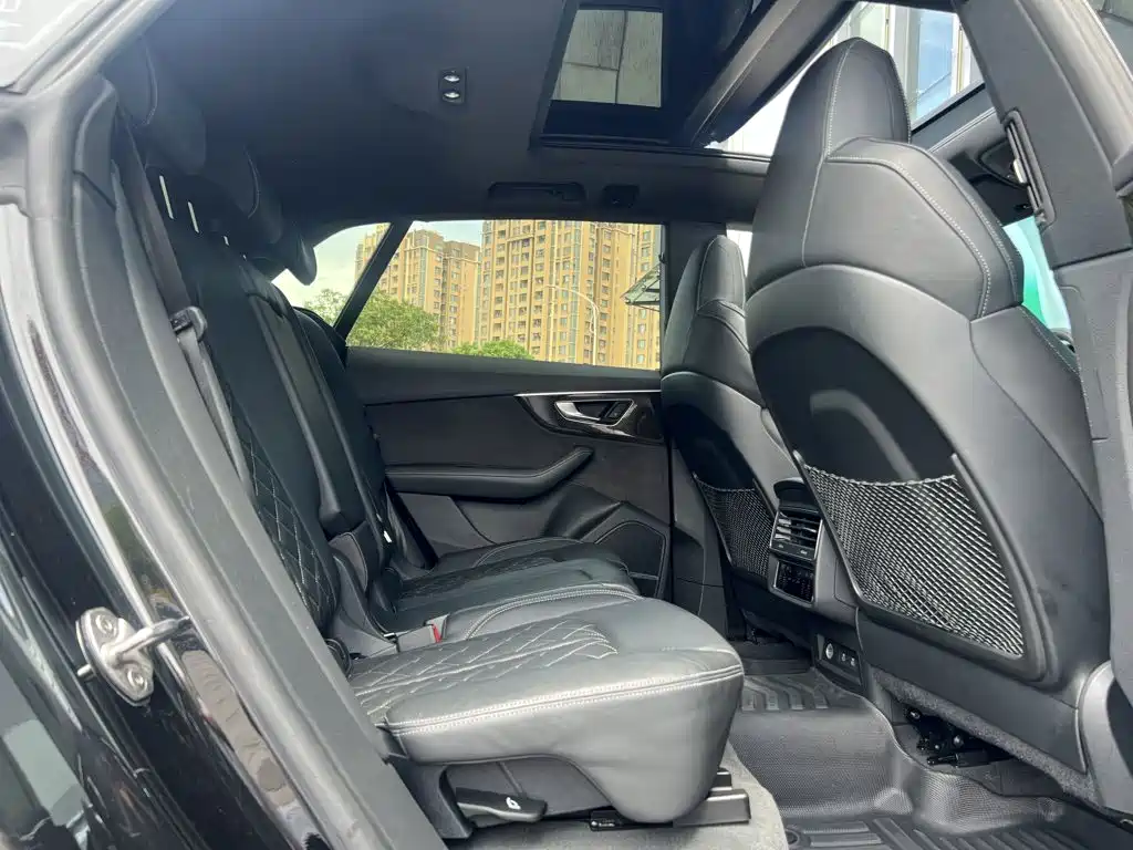 Audi Q8 2023 2023 55 TFSI Exclusive Sport