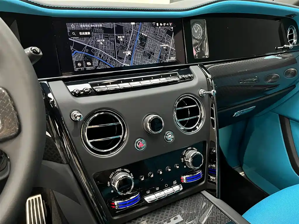 Rolls-Royce Cullinan 2026 2024 Black Badge