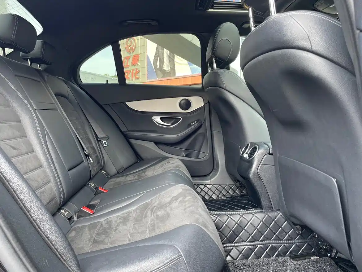 Mercedes-Benz C-Class 2017 Facelift C 200 Sport Edition фото 14