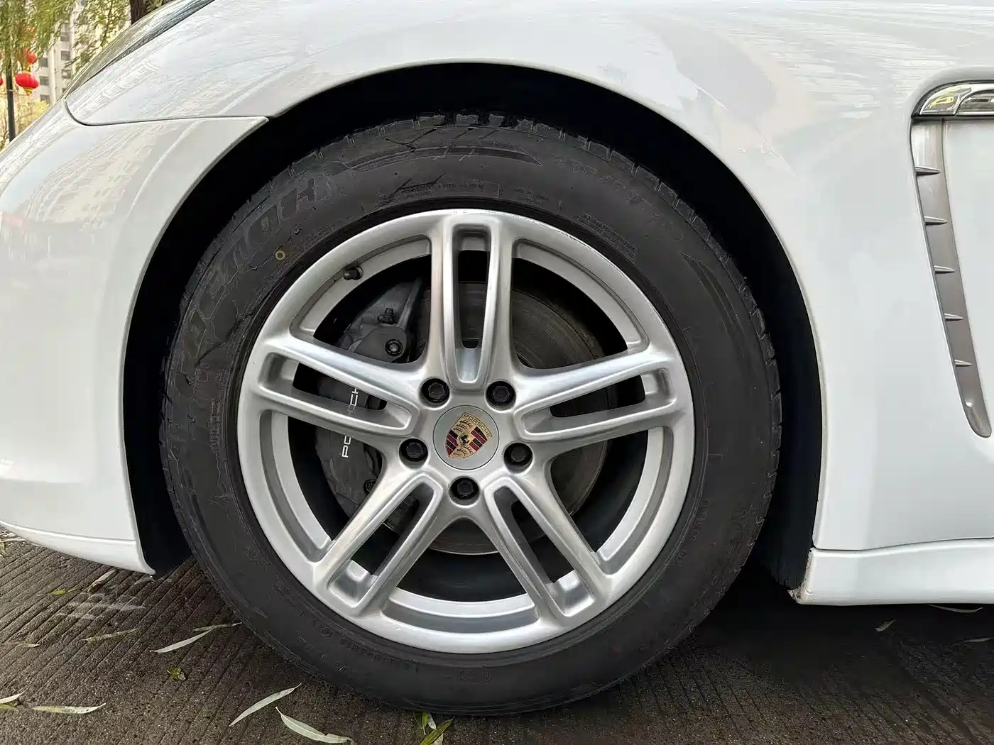 Porsche Panamera 2013 Panamera 4 Platinum Edition 3.6L фото 9