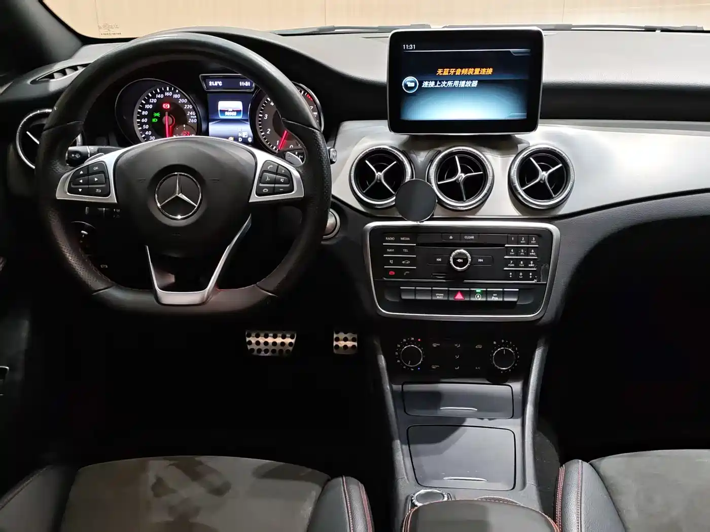 Mercedes-Benz CLA (Import) 2015 CLA 220 4MATIC фото 9