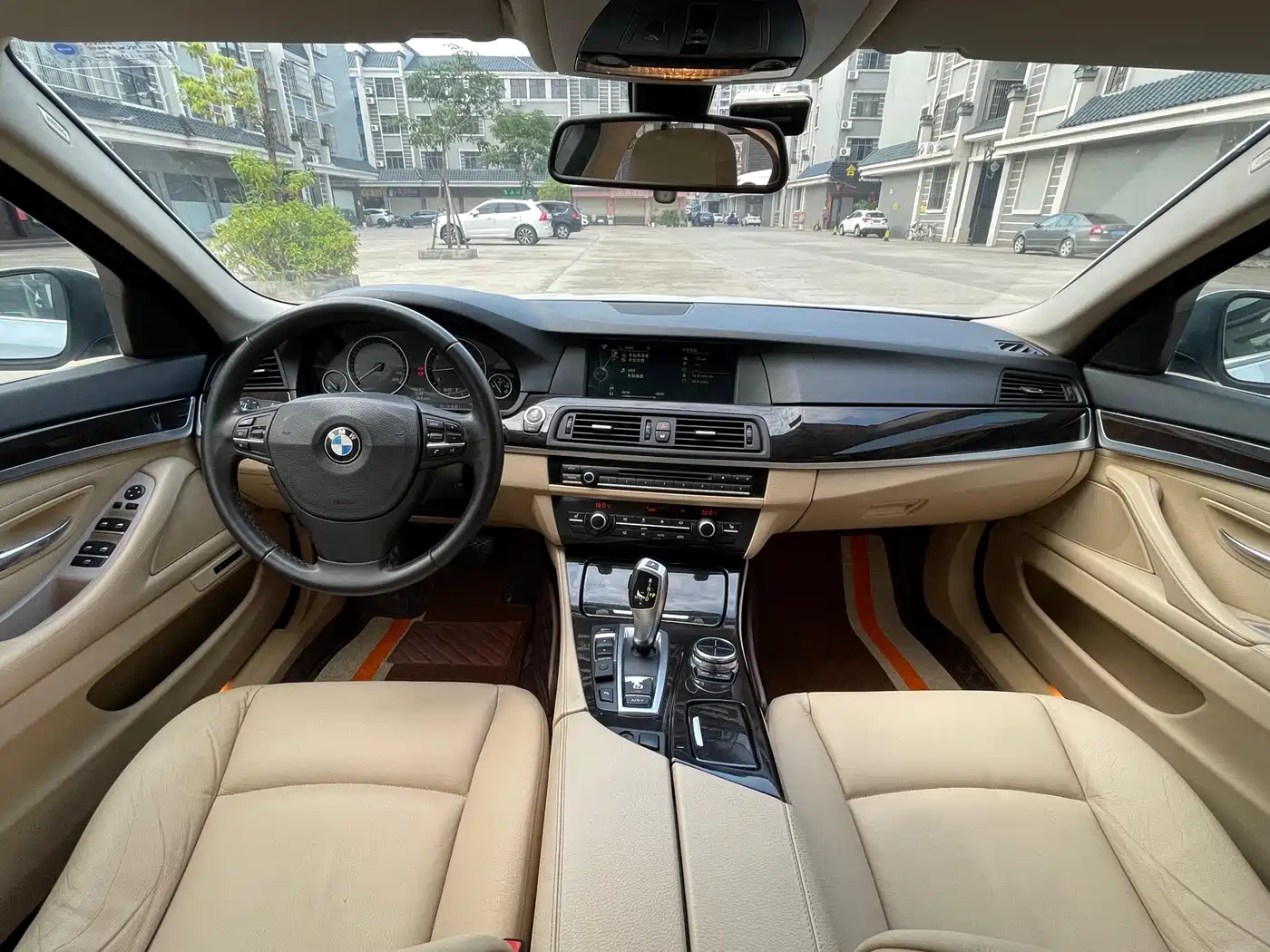BMW 5 Series 2013 525Li Luxury фото 11