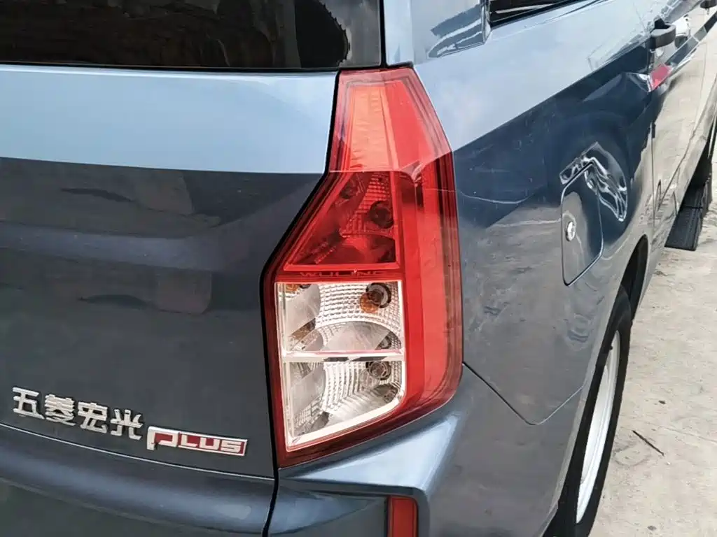 Wuling Motors Wuling Hongguang PLUS 2021 2020 1.5L Manual Standard 5-seater