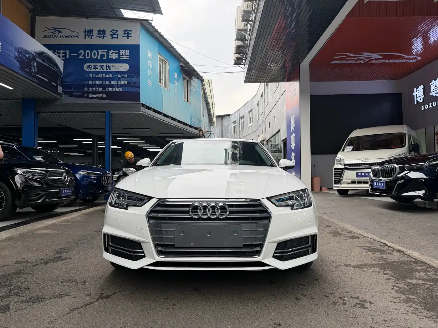 Audi A4L 2018 30th Anniversary 40 TFSI Sport фото 2