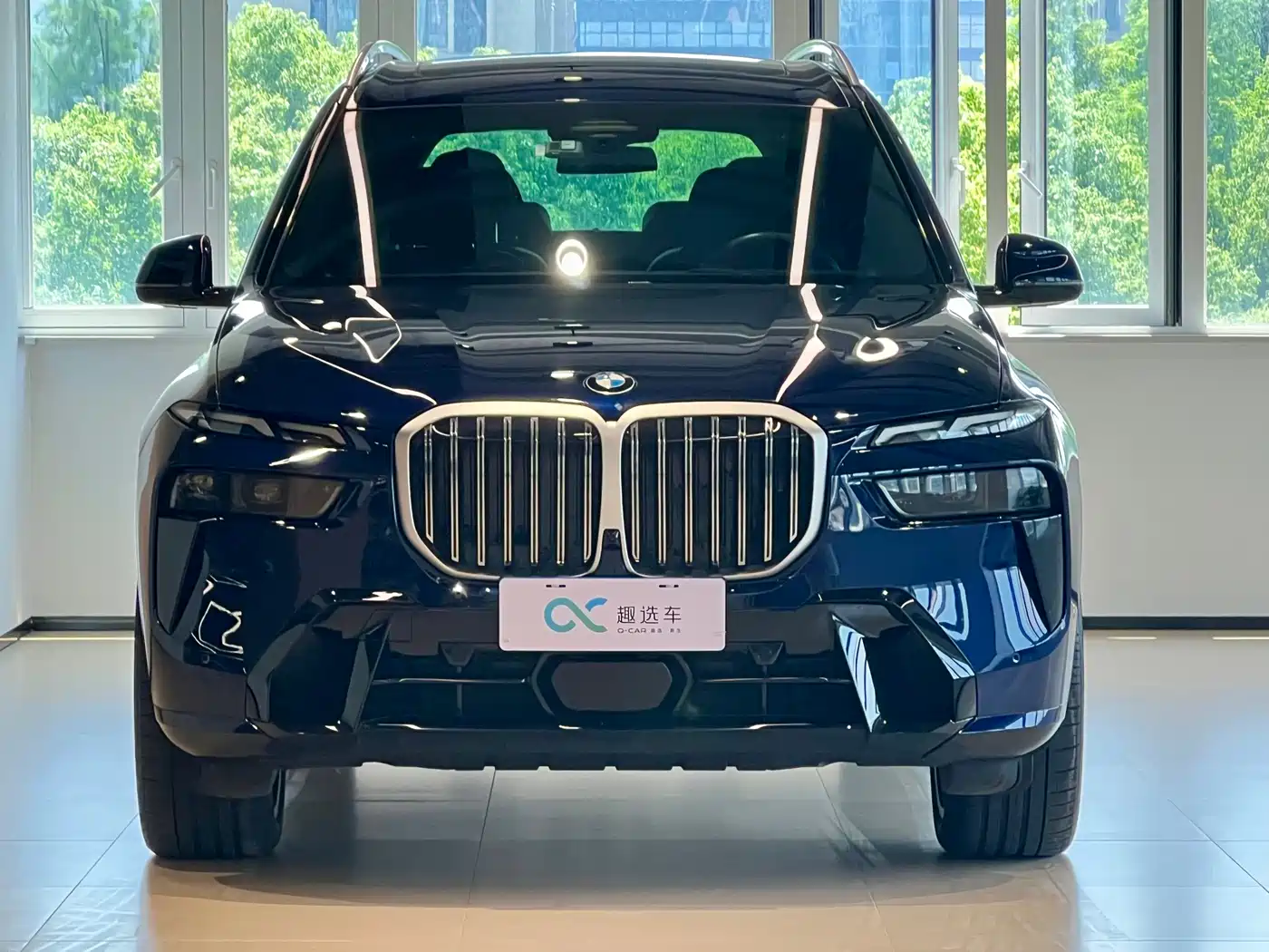 BMW X7 2023 xDrive40i Exclusive M Sport Package фото 2