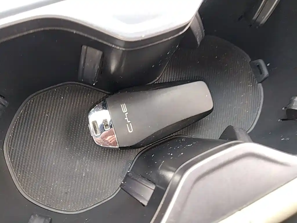 Photo 9 - BYD Song PLUS PHEV