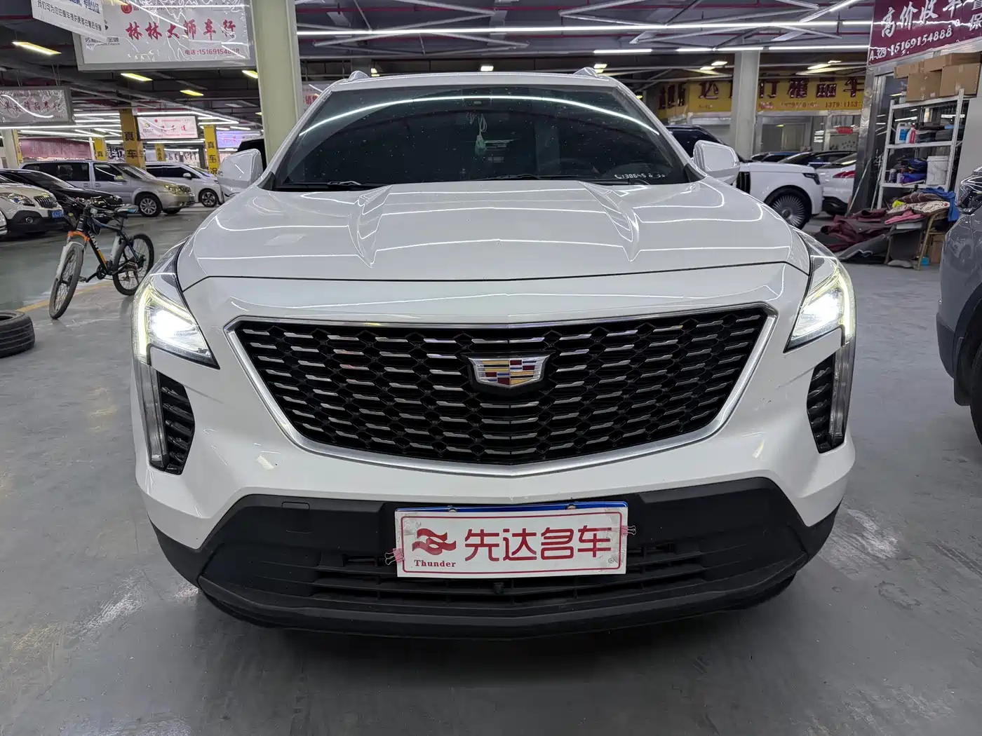CADILLAC XT4