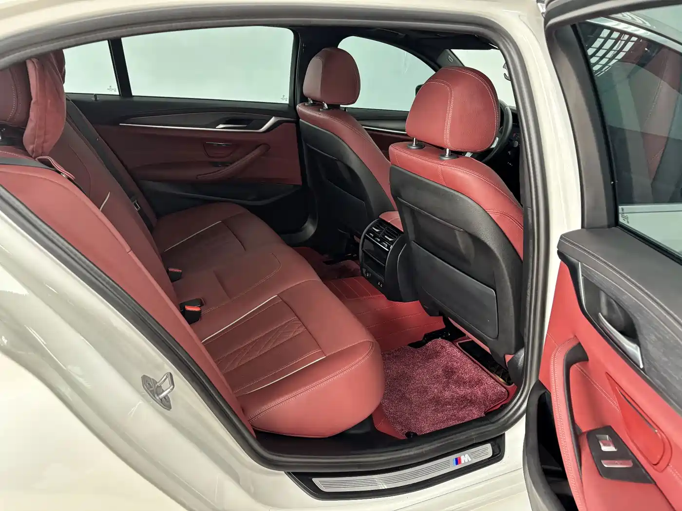 Фото 23 - BMW 5 Series