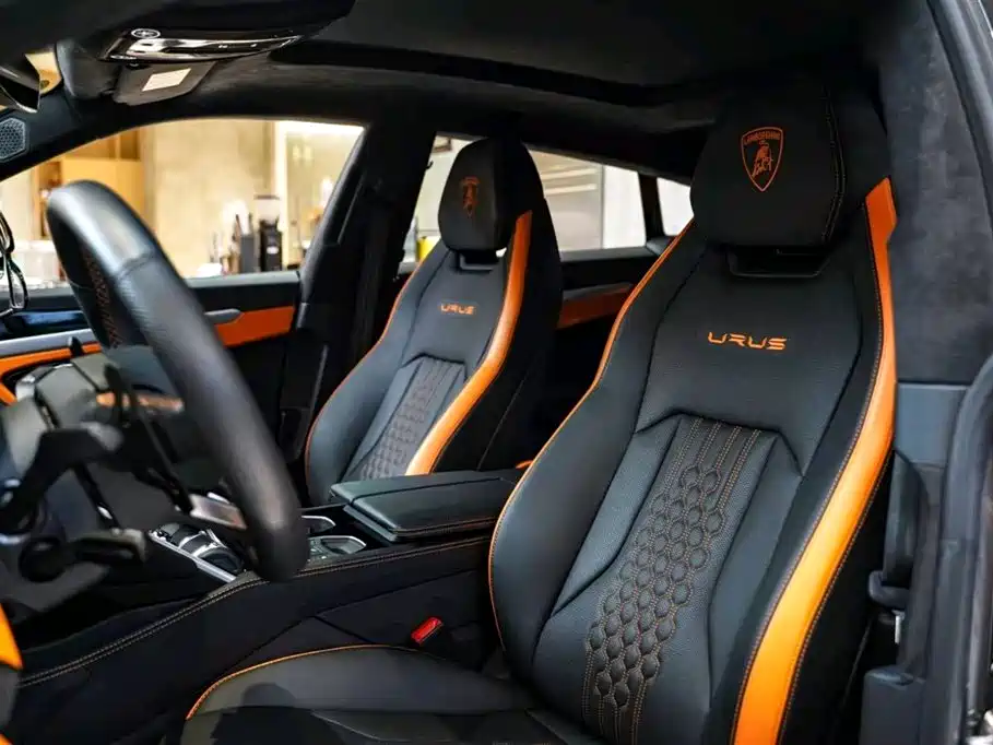 Lamborghini Urus 2024 2023 4.0T V8 S