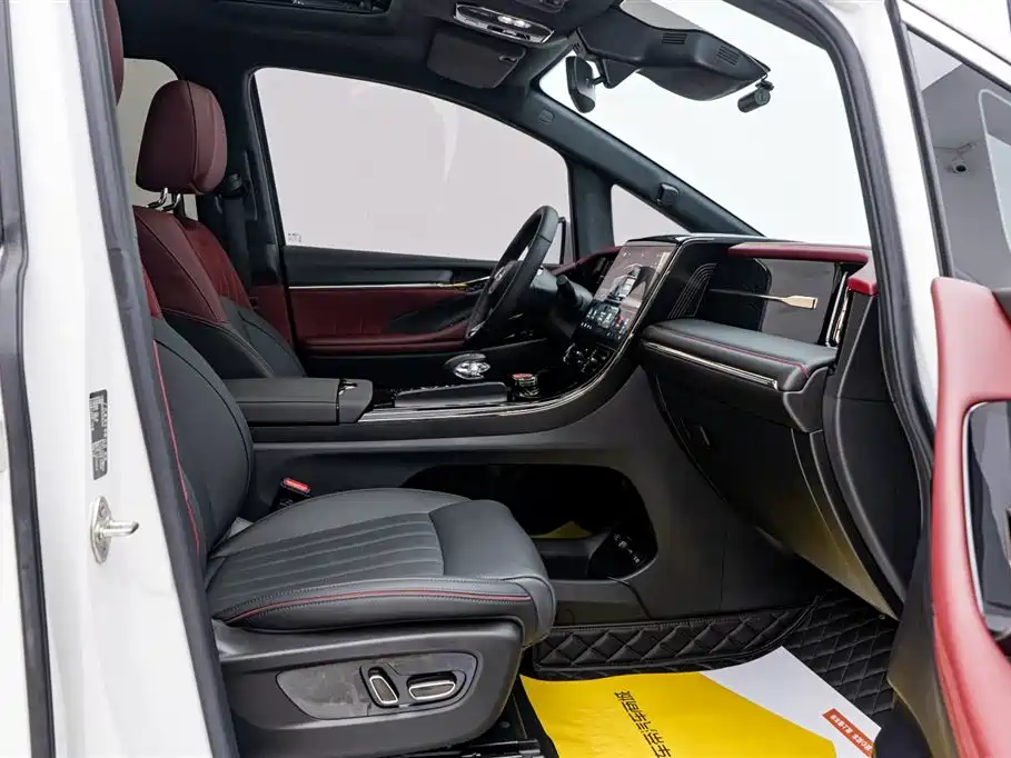 GAC Trumpchi Trumpchi M8 2024 Model Grandmaster Series 400T Pioneer Edition фото 21