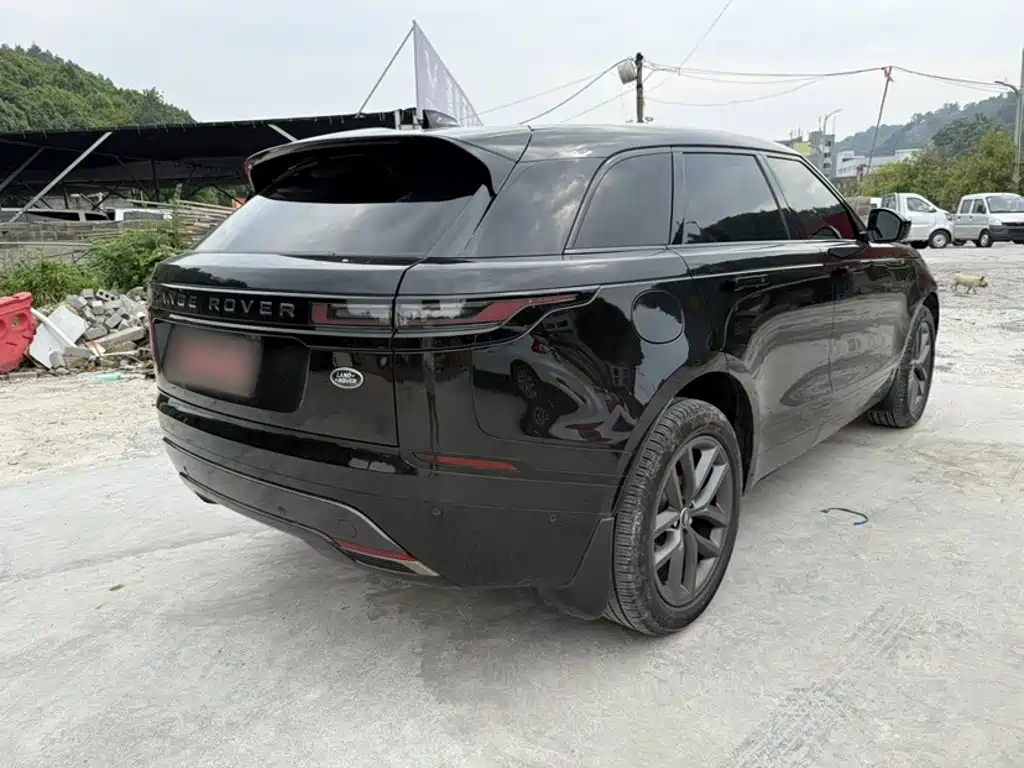 Photo 6 - Land Rover Range Rover Velar