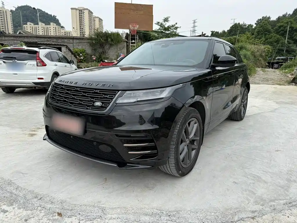 Photo 2 - Land Rover Range Rover Velar