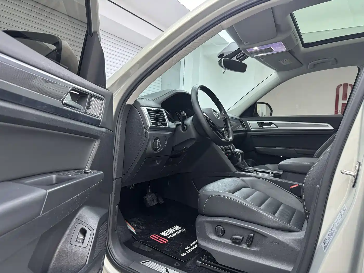 Volkswagen Teramont 2019 330TSI 2WD Luxury China VI фото 4