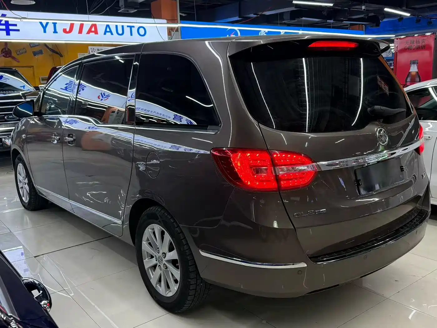 Buick GL8 2017 25S Luxury China V фото 6