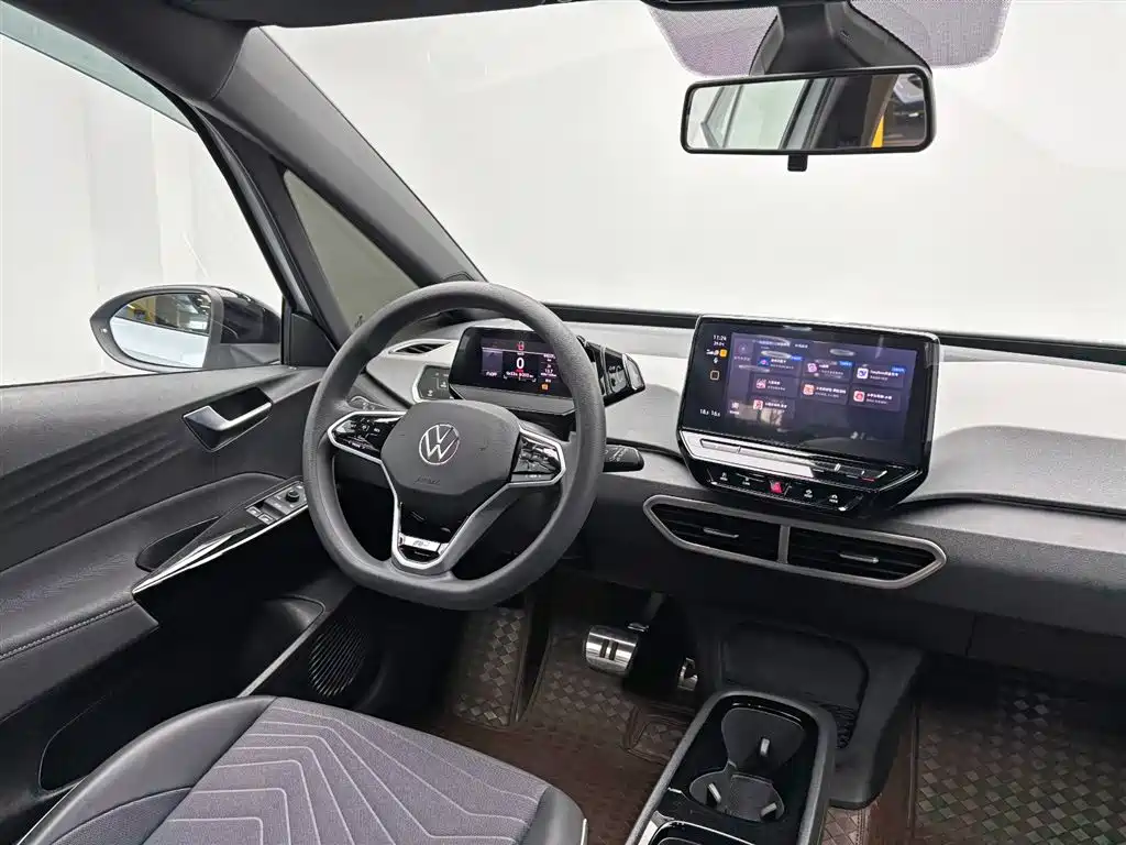 Volkswagen ID.3 2023 Upgraded Pure Intelligence Edition фото 21