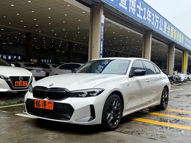 BMW 3 330Li, M Чёрный спорт-пакет