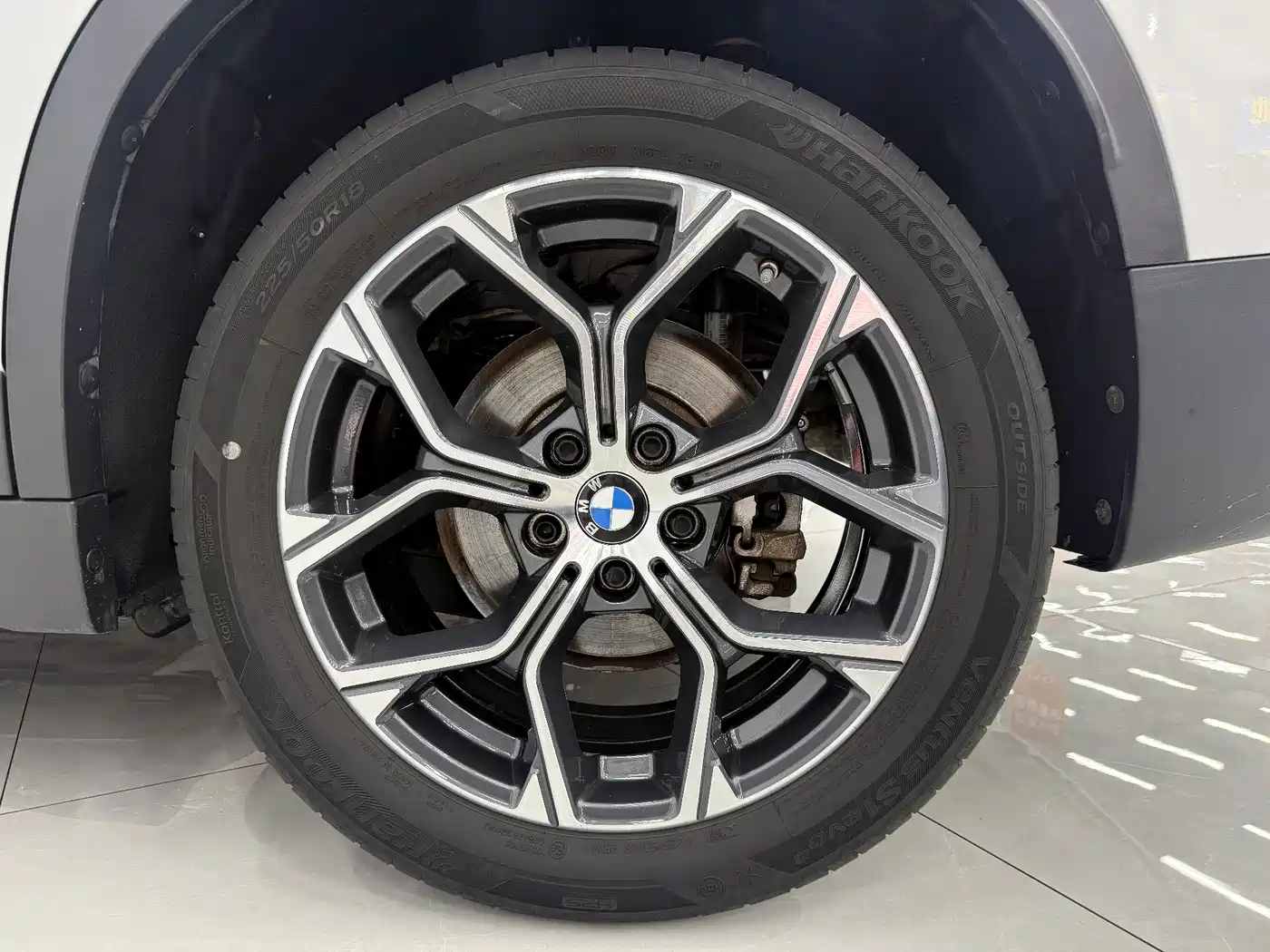 BMW X1 2022 sDrive25Li Leading фото 22