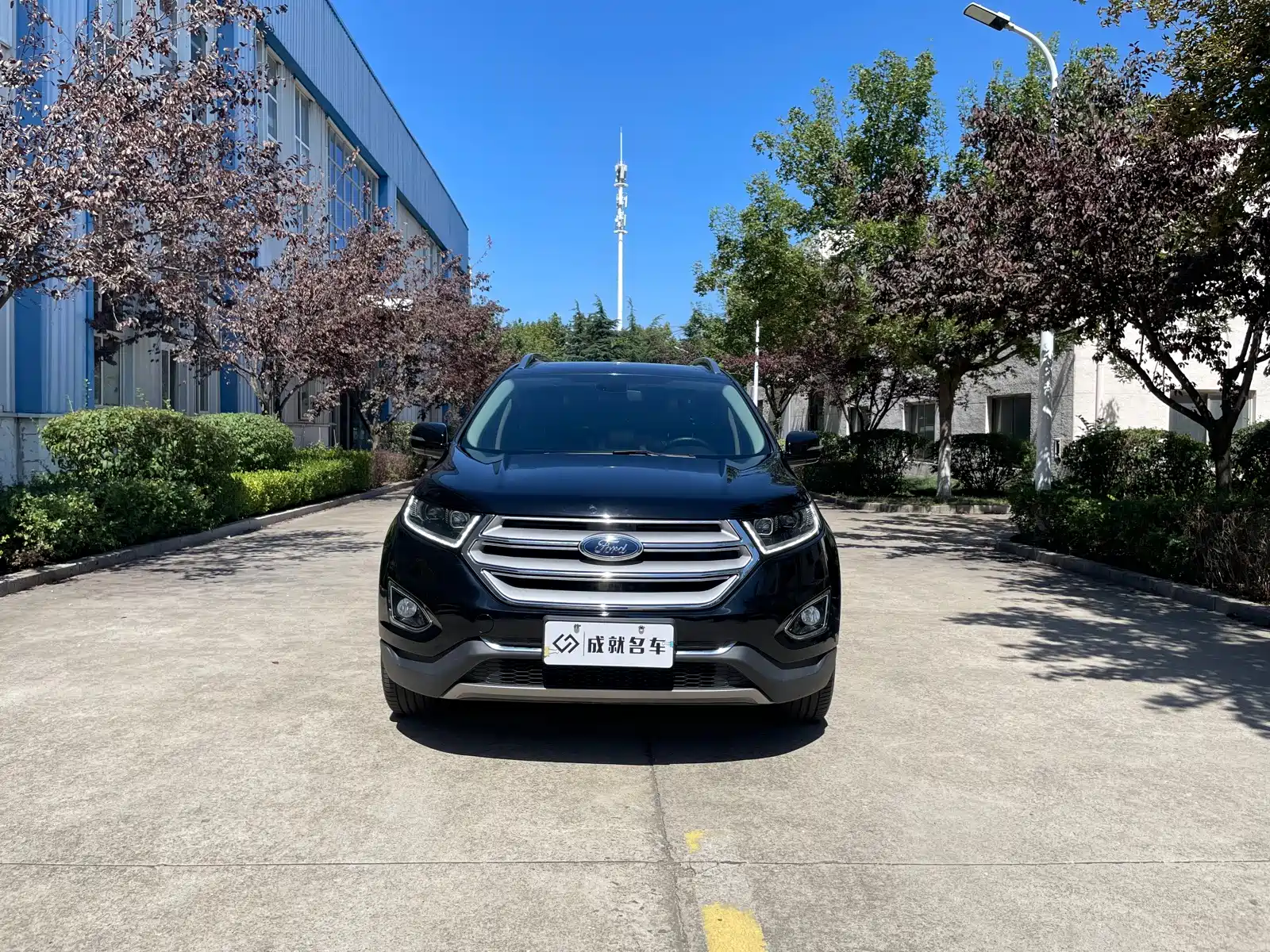 Фото 2 - Ford Edge