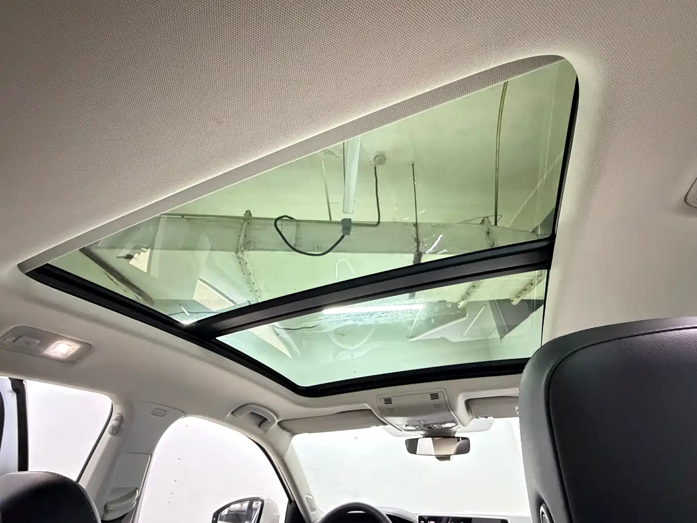 Volkswagen Sagitar 2023 Model Year 280TSI DSG Surpass Edition фото 14