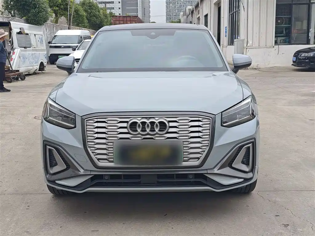 Audi Q2L e-tron 2022 Q2L e-tron Pure Electric Intelligent фото 25