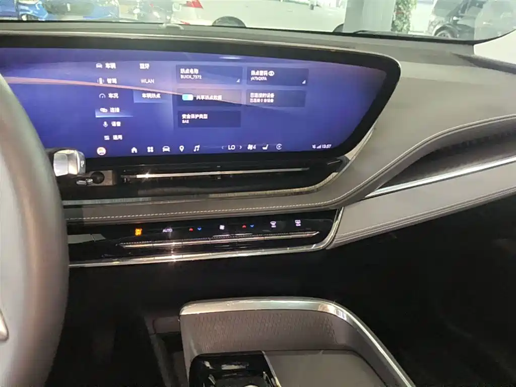 Buick E5 2025 Model 620KM Premium Edition фото 13