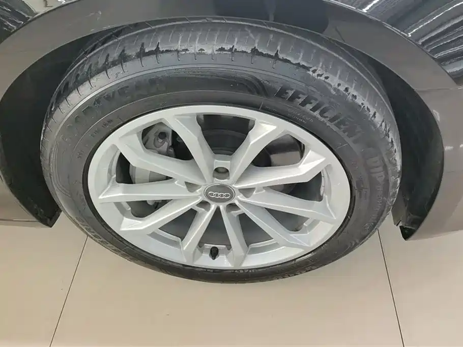 Audi A6L 2020 40 TFSI Luxury Elegance фото 6