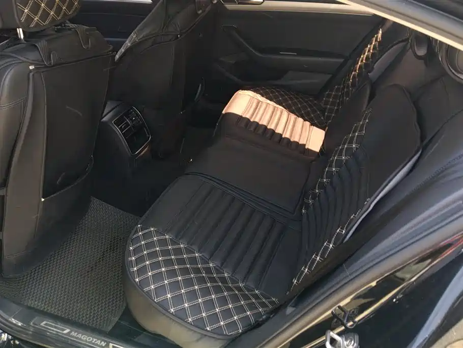 Volkswagen Magotan 2017 330TSI DSG Leading фото 11