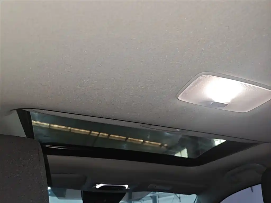 Toyota Corolla Cross 2023 2.0L Elite Edition фото 14