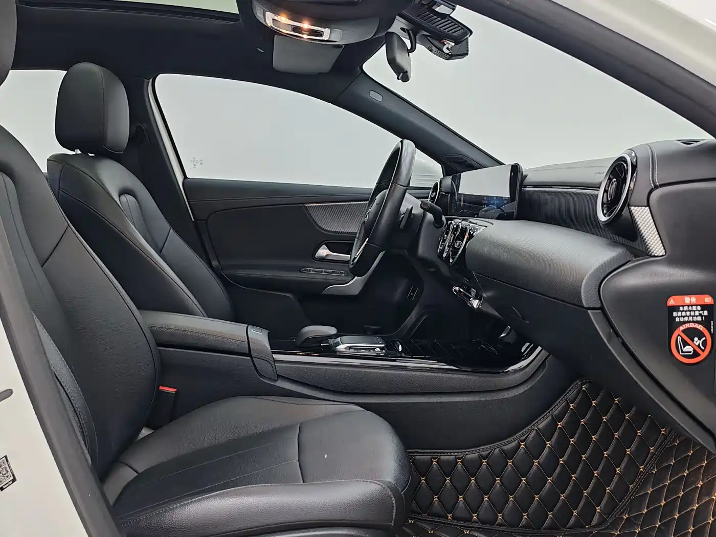 Mercedes-Benz A-Class 2022 Facelift A 180 L Sport Sedan фото 9