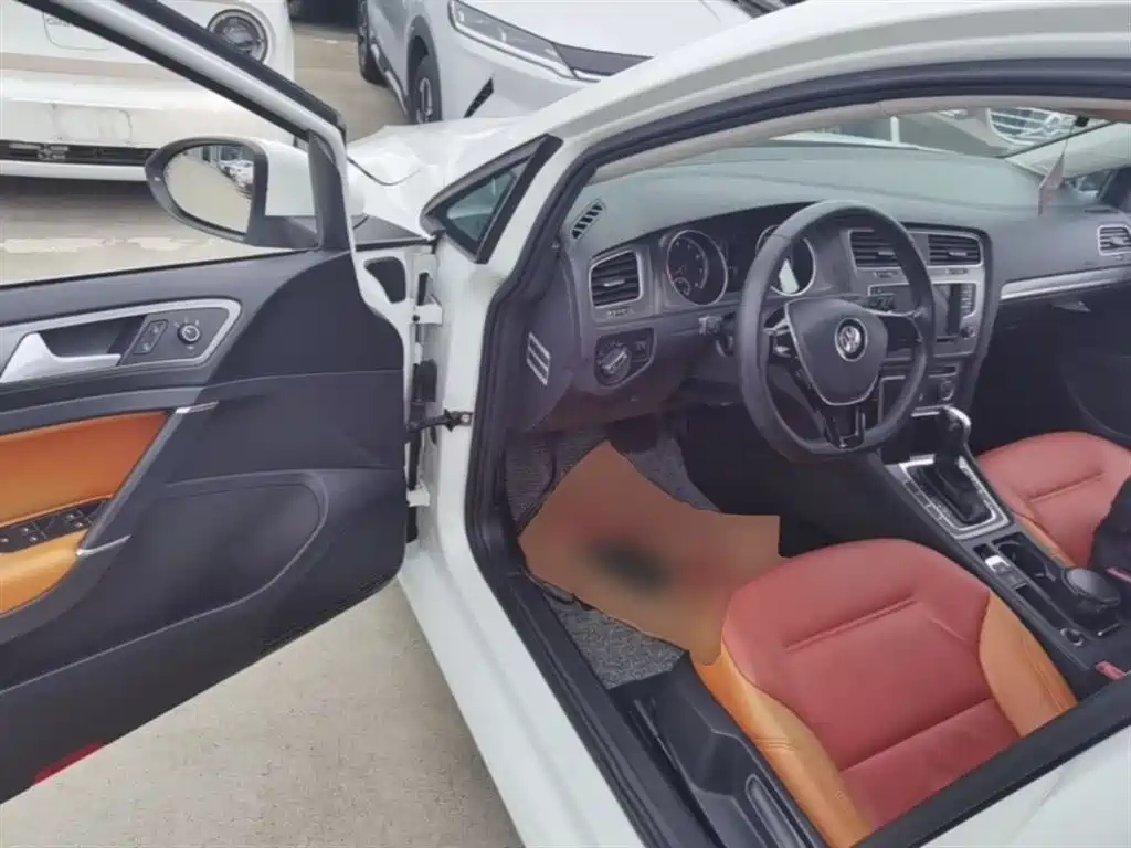 Volkswagen Golf 2015 1.4TSI Automatic Comfort фото 12