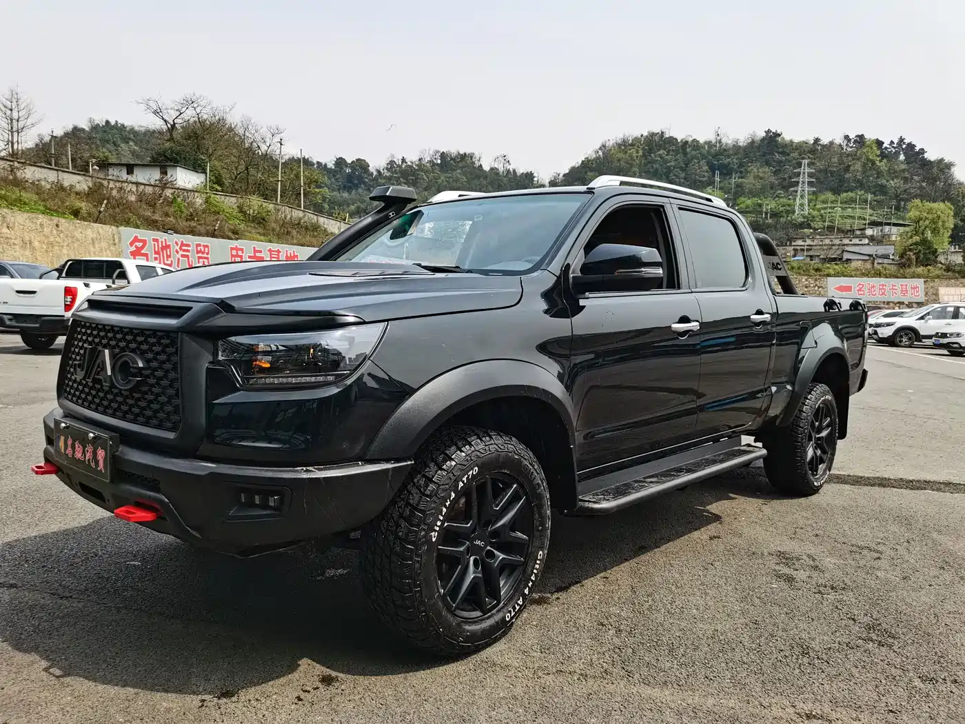 JAC Motors JAC T8 2023 2.0T Night Eagle Edition Diesel 4WD Luxury Extended Cab HFC4DB2-2E