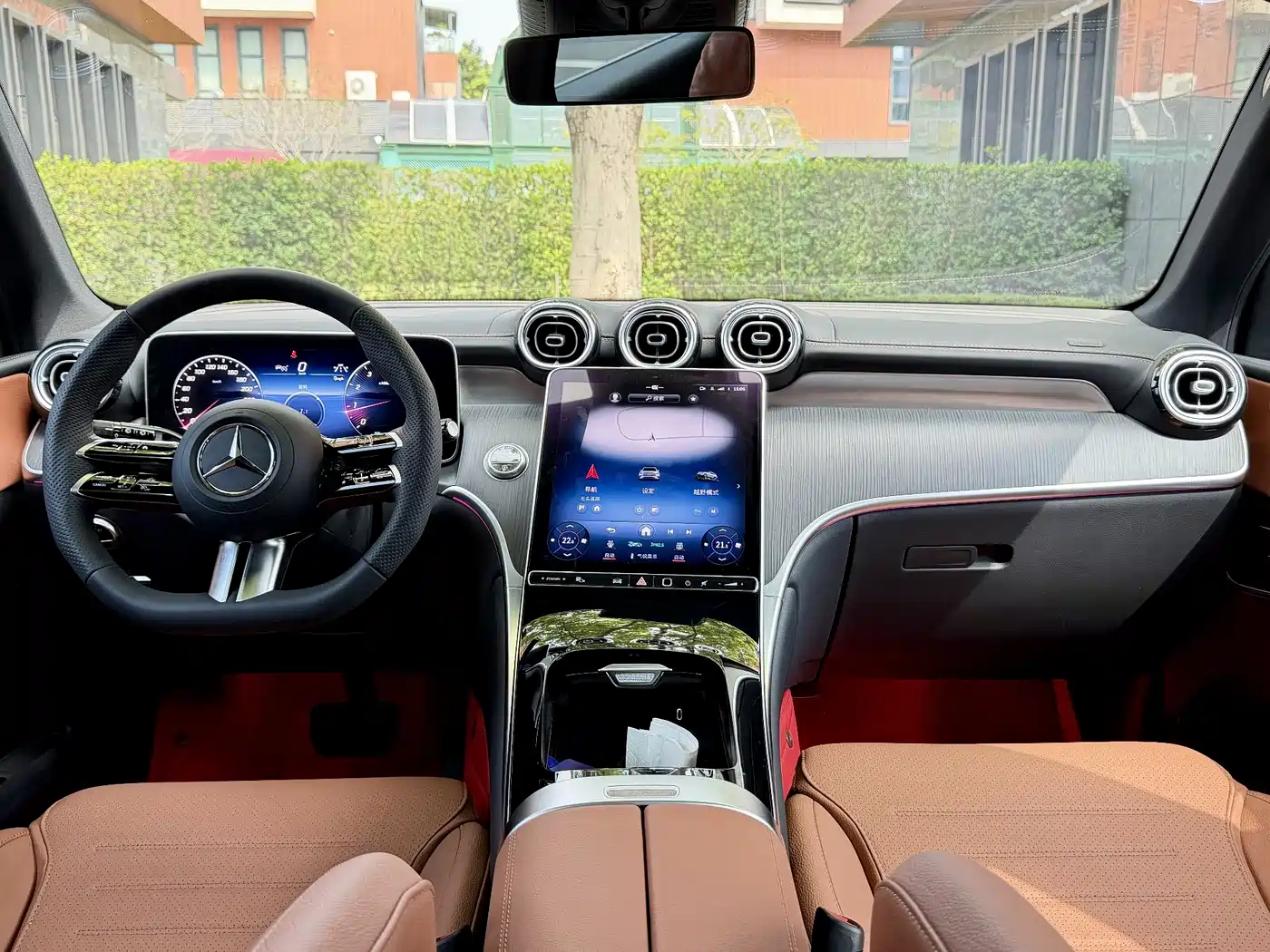 MERCEDES-BENZ GLC