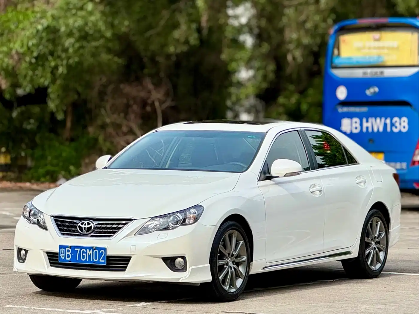 Toyota Reiz