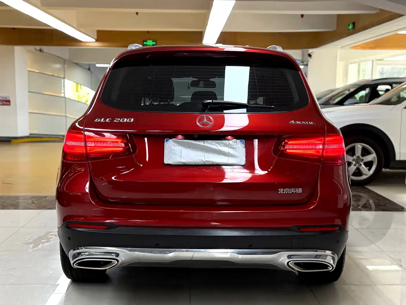 MERCEDES-BENZ GLC