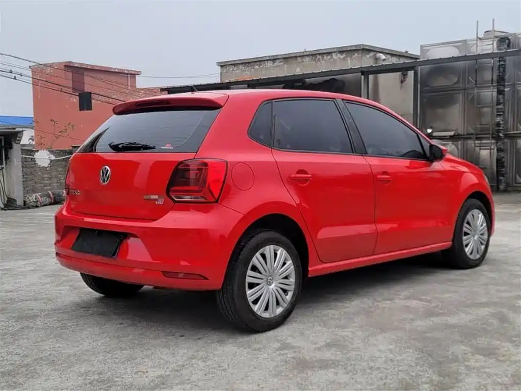 Volkswagen Polo 2016 1.6L Automatic Comfort фото 5