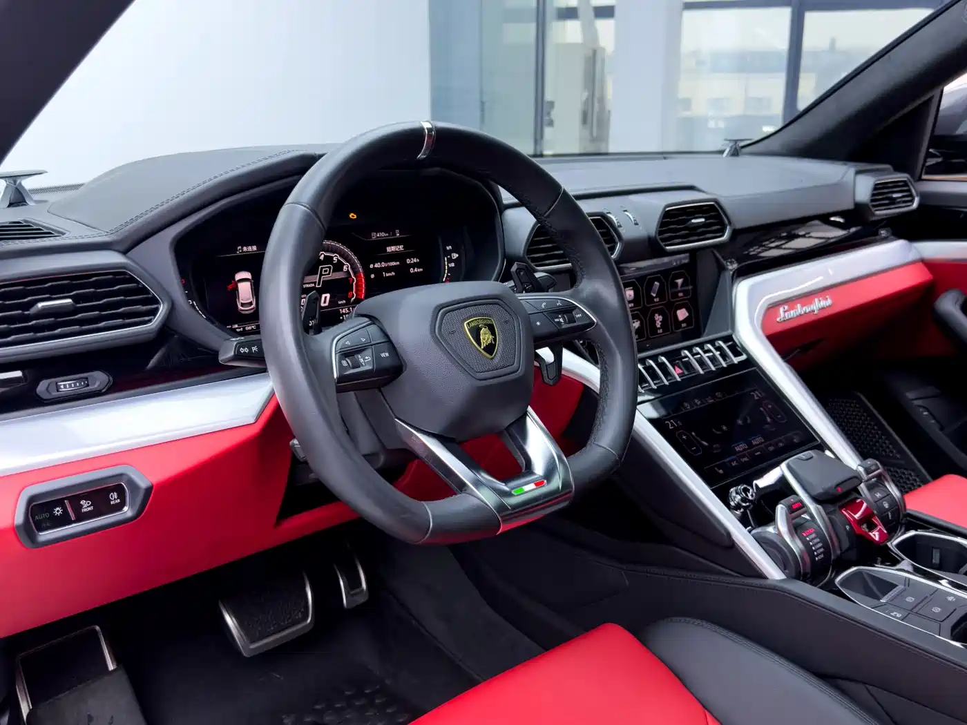Lamborghini Urus 2018 4.0T V8 фото 17
