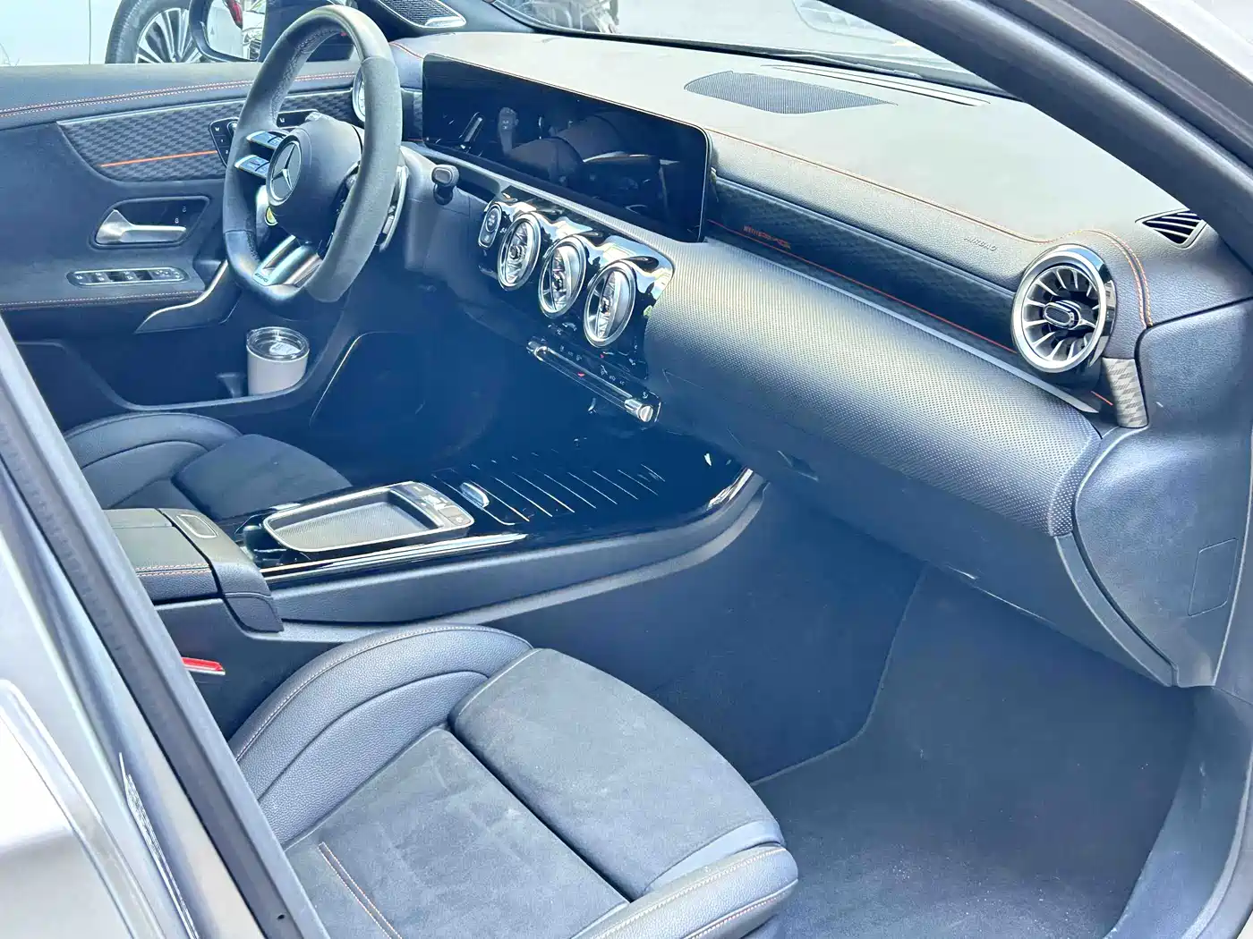 Mercedes-Benz A-Class AMG (Import) 2024 AMG A 45 S 4MATIC+ Ignition Special Edition фото 18