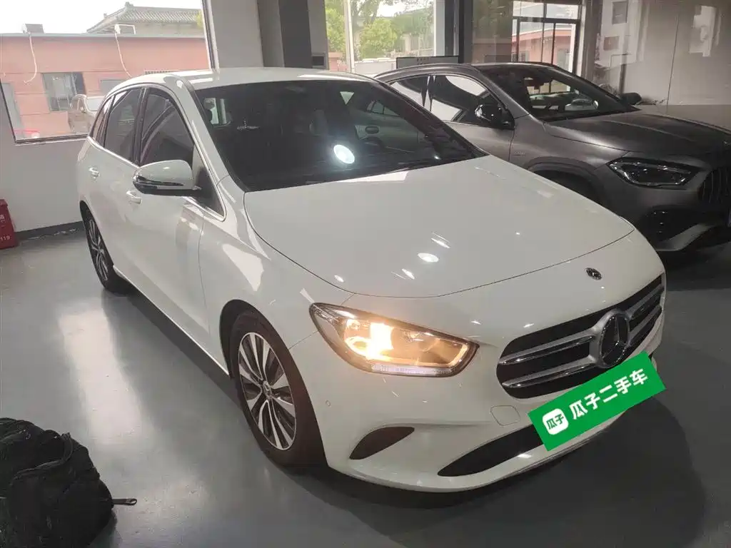 Mercedes-Benz B-Class 2021 B 180 Style фото 4