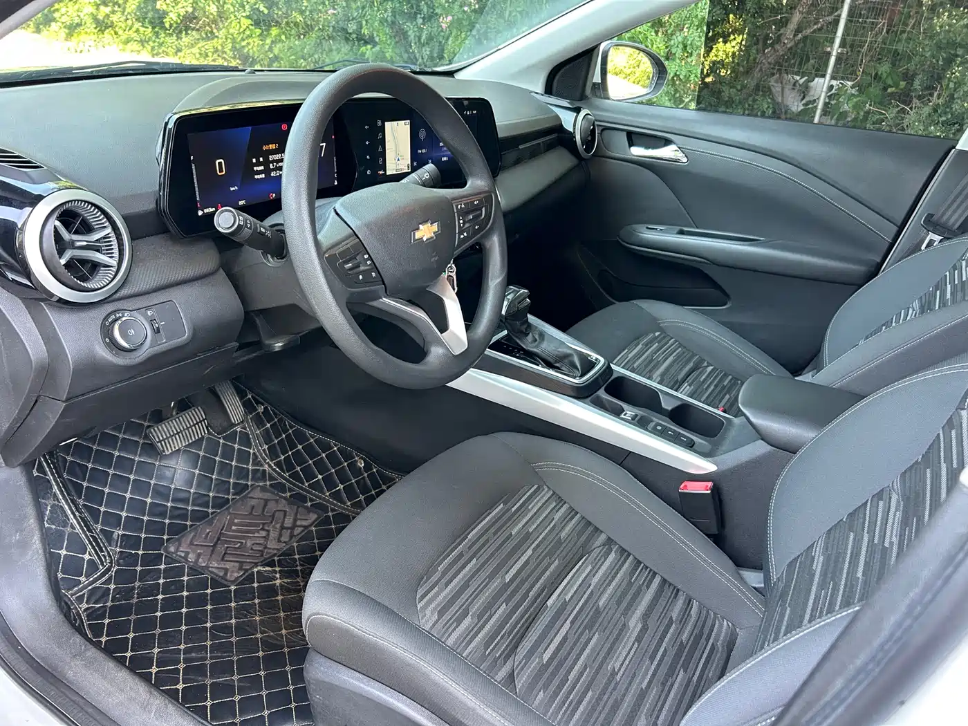 Chevrolet Monza 2023 1.5L DCT Enjoyment Edition фото 10