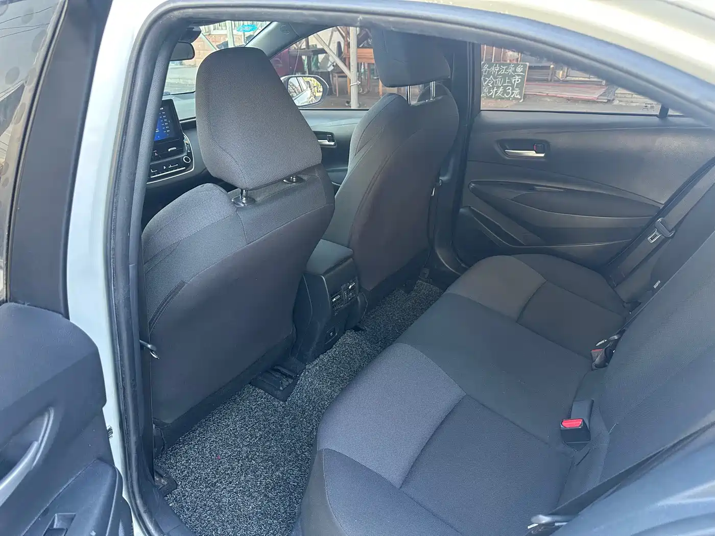 Toyota Levin 2021 185T CVT Luxury Edition фото 9