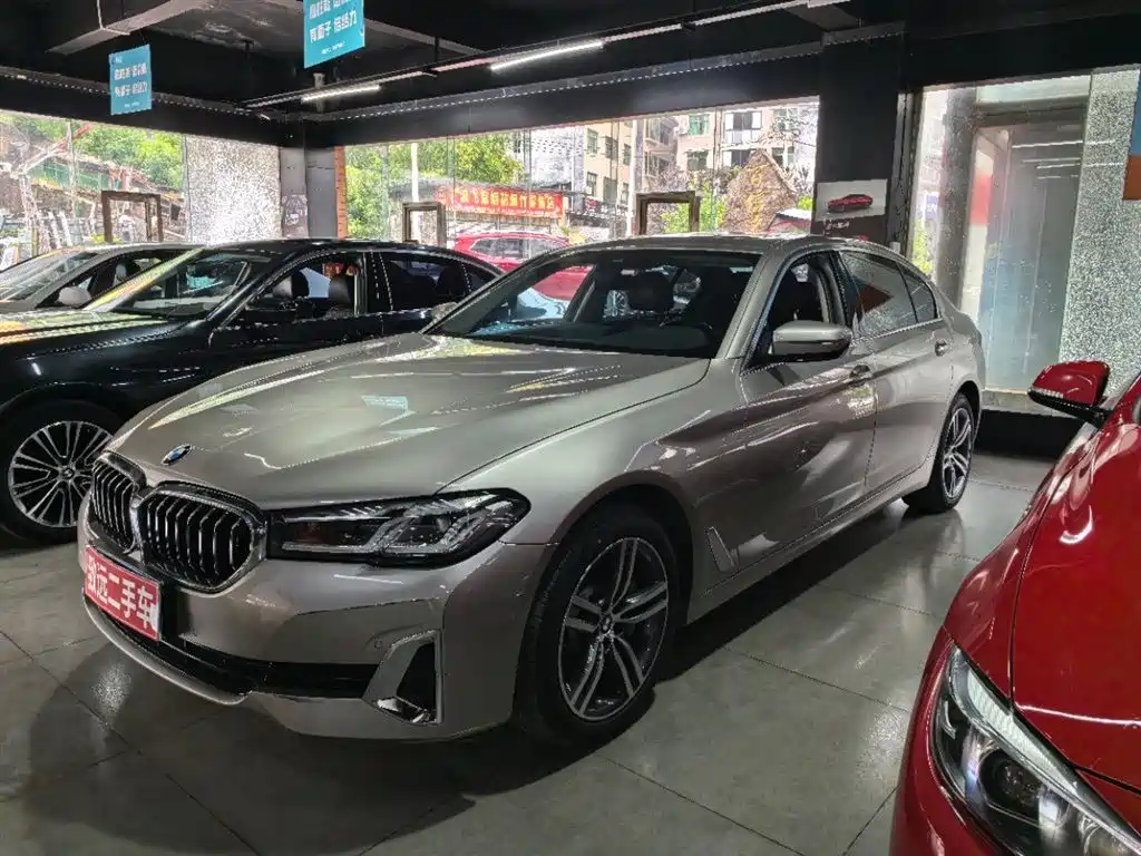 BMW 5 Series 2022 Facelift 530Li Leading Luxury Package фото 2